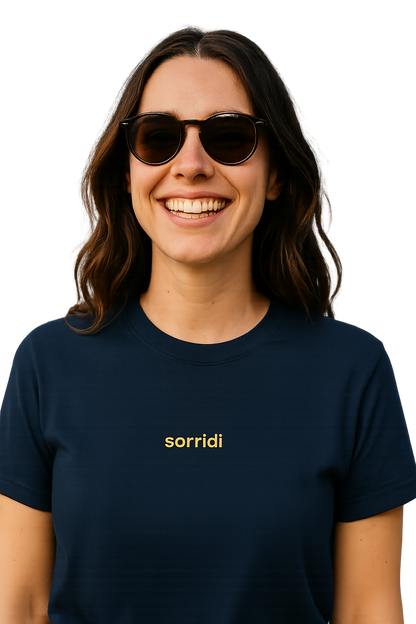 T-shirt girocollo Unisex Ricamata - sorridi