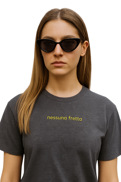 T-shirt girocollo Unisex Ricamata - nessuna fretta