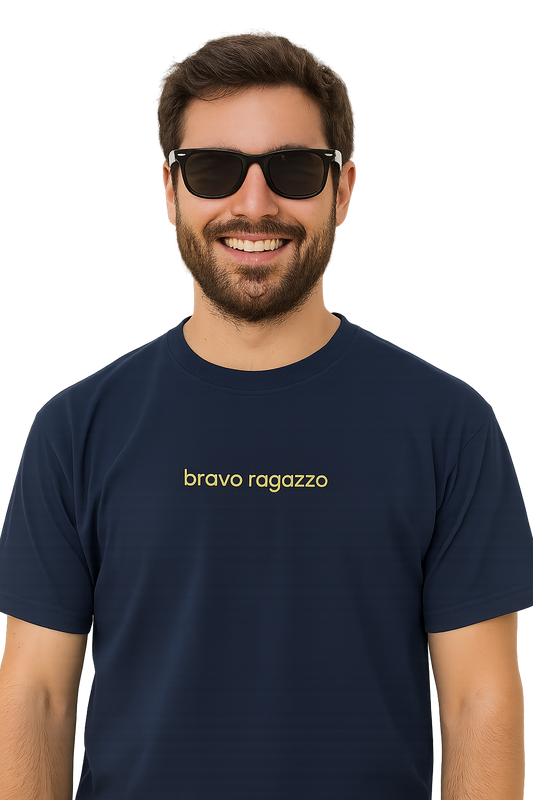 T-shirt girocollo Unisex Ricamata - bravo ragazzo