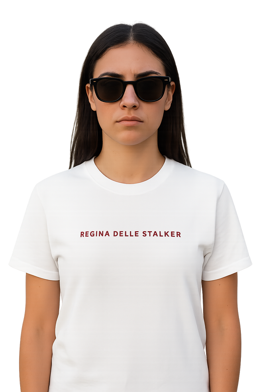 T-shirt girocollo ricamata - Regina delle stalker