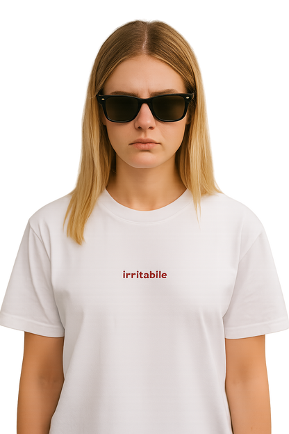 T-shirt girocollo ricamata - irritabile