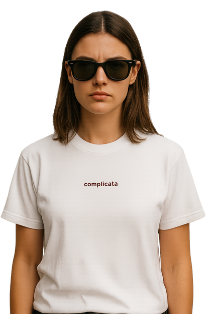 T-shirt girocollo ricamata - complicata