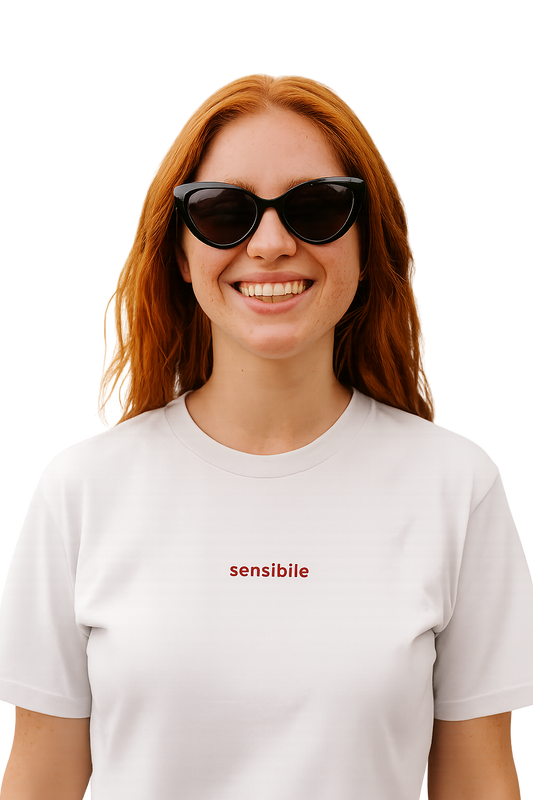 T-shirt girocollo ricamata - sensibile