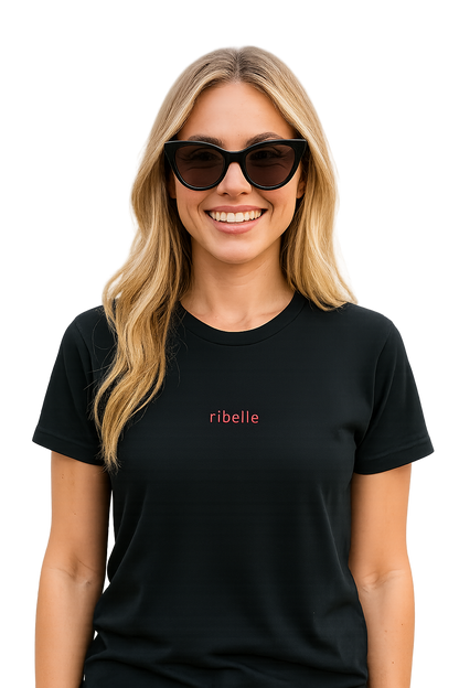 T-shirt girocollo ricamata - ribelle