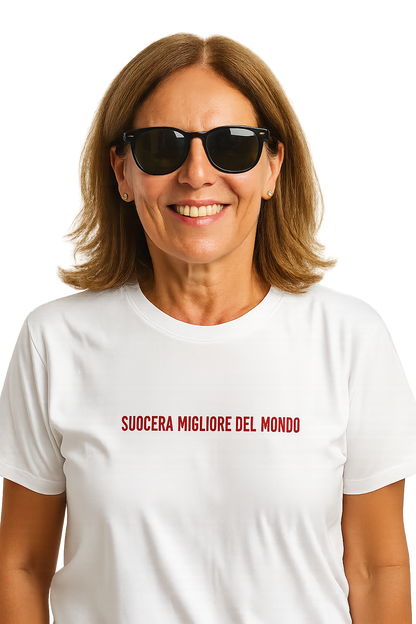 T-shirt girocollo ricamata - suocera migliore del mondo