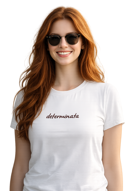 T-shirt girocollo ricamata - determinata