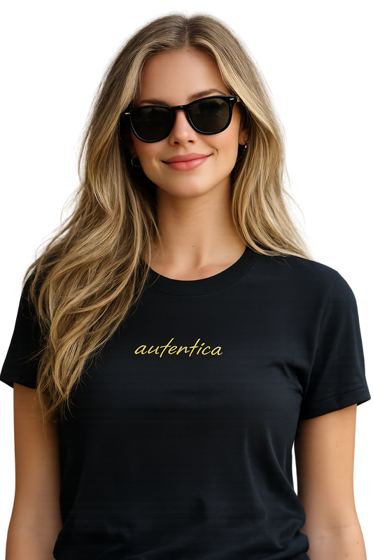 T-shirt girocollo ricamata - autentica