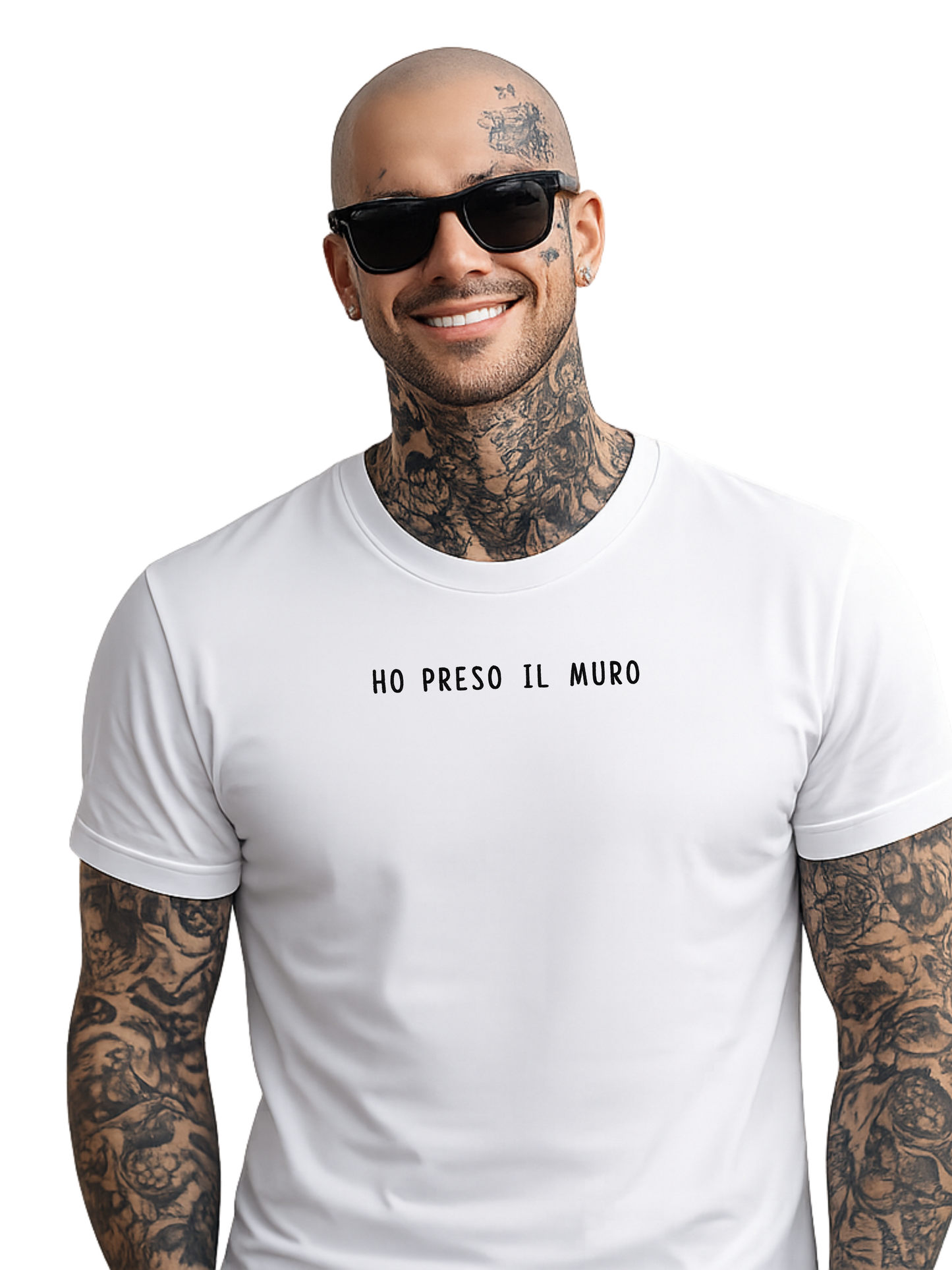 T-shirt girocollo ricamata - ho preso il muro